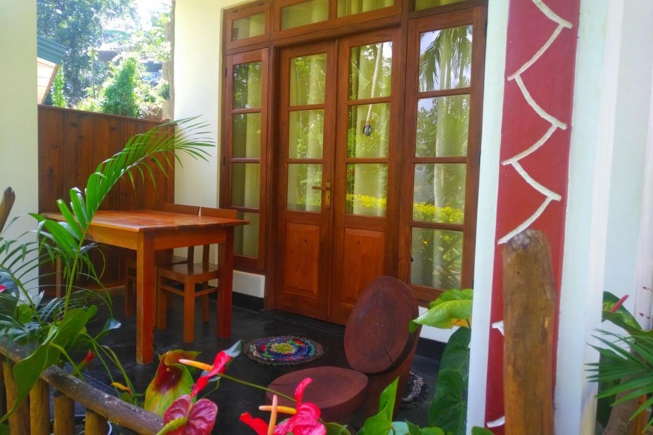 Mango Shadow Inn Ella Exterior photo